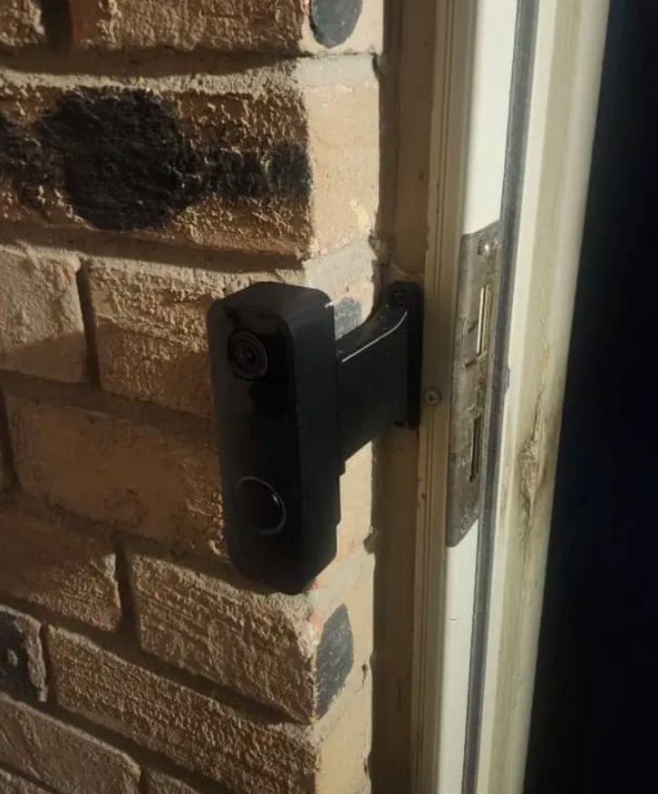 Wyze V2 Doorbell Doorbell Brick Extension - 9/16in Narrow Base - Full Offset Extend Over Brick