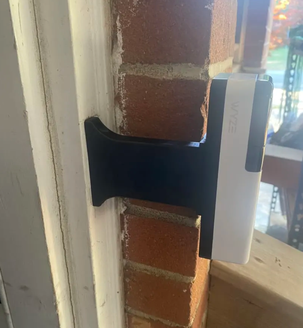 Wyze Pro Doorbell Doorbell Brick Extension -Narrow Base - Offset Extend Over Brick