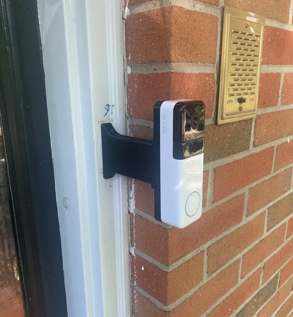 Wyze Pro Doorbell Doorbell Brick Extension -Narrow Base - Offset Extend Over Brick