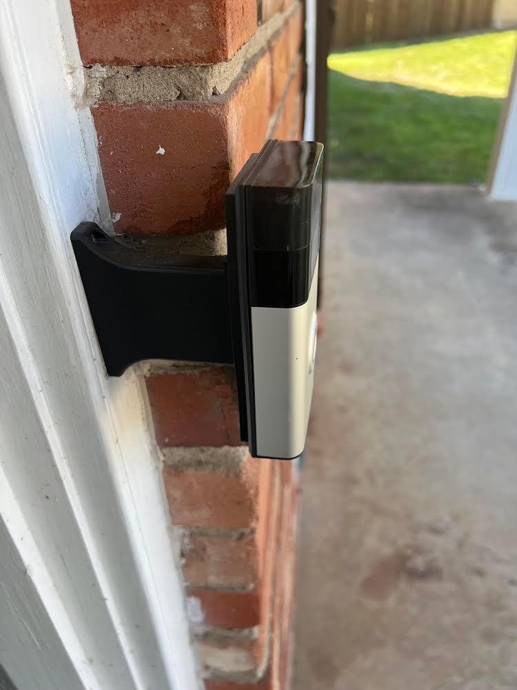 Mounting ring best sale doorbell on brick